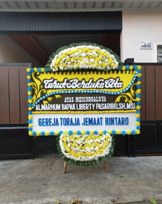 Papan Bunga Duka di Wringin